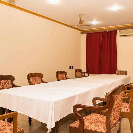 Oyo 5811 Seacom Inn Ymca Esplanade كولكاتا المظهر الخارجي الصورة
